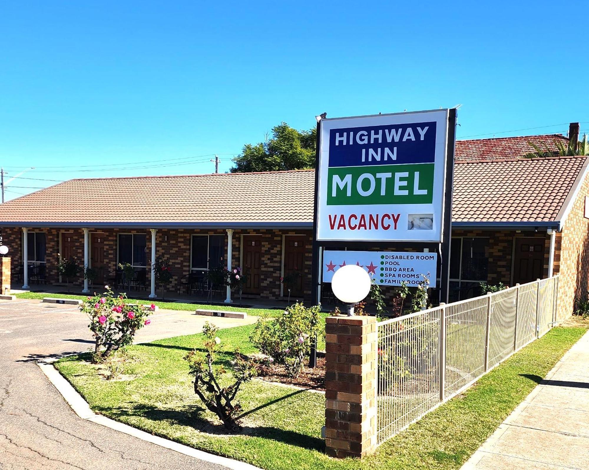 Highway Inn Motel Hay Exteriér fotografie